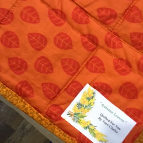 NWT Hand Crafted and Quilted Autumn Colors Runner - Picture 9 of 11